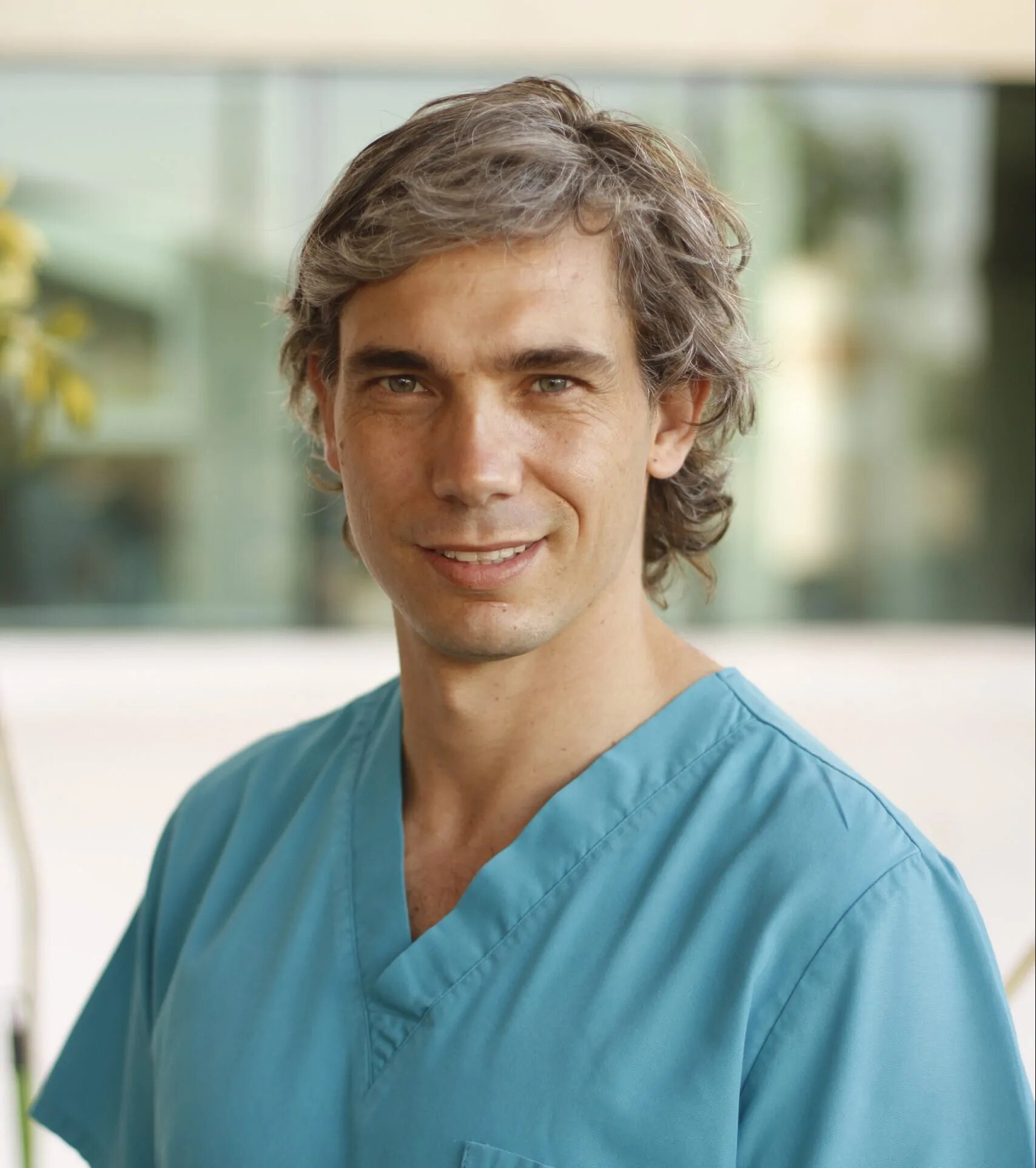 Dr. Pablo Llorens 